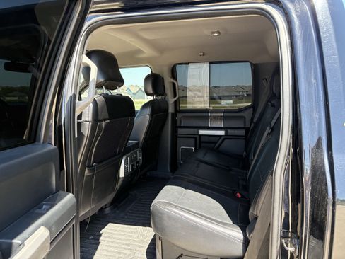 Used 2017 Ford F250 Lariat w/ Lariat Value Package AWD/4WD image 10