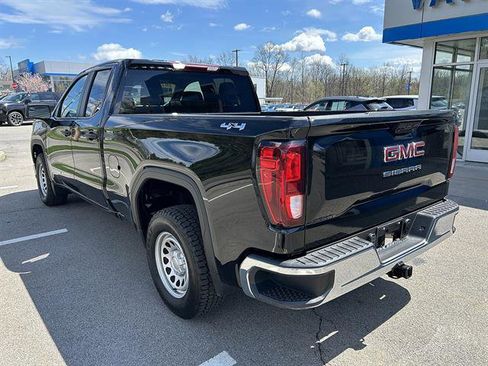 Used 2023 GMC Sierra 1500 Pro w/ Pro Value Package AWD/4WD image 3