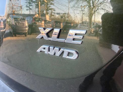 Used 2013 Toyota RAV4 XLE AWD/4WD image 20