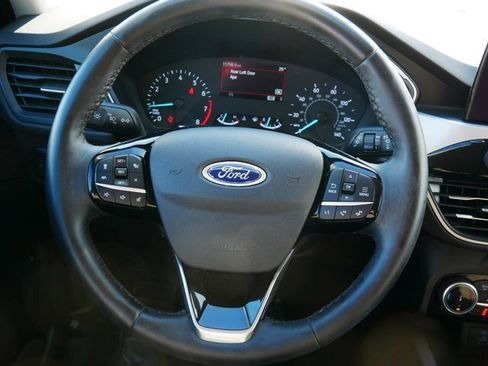 Certified 2022 Ford Escape SE w/ Convenience Package image 17