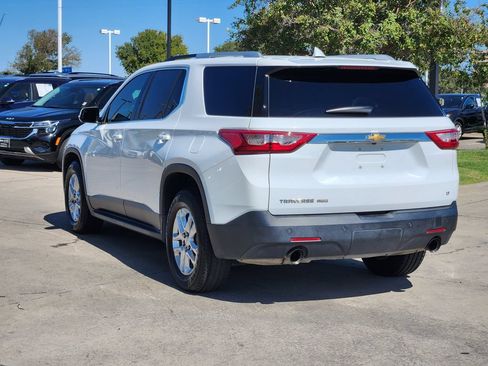 Used 2018 Chevrolet Traverse LT AWD/4WD image 3