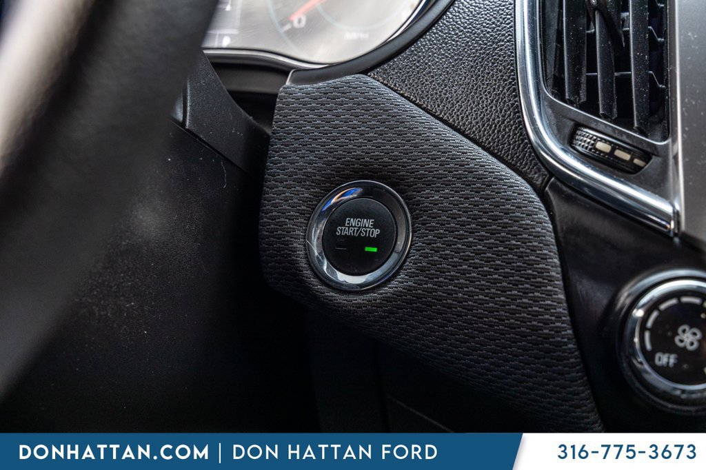 Used 2018 Chevrolet Cruze LT w/ Convenience Package FWD image 14