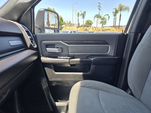 Used 2023 RAM 2500 Big Horn w/ Level 1 Equipment Group AWD/4WD image 13