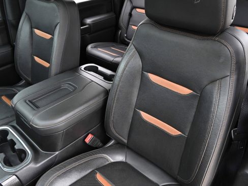 Used 2020 GMC Sierra 3500 AT4 w/ Technology Package image 12