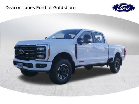 Used 2023 Ford F250 Lariat w/ Tremor Off-Road Package image 7