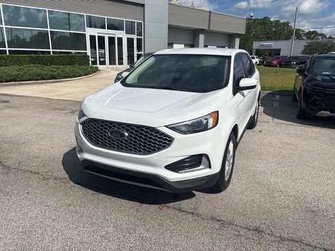 Used 2024 Ford Edge SEL AWD/4WD image 2