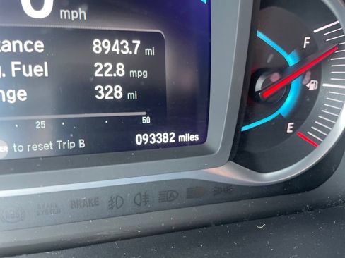 Used 2021 Honda Pilot EX-L image 9