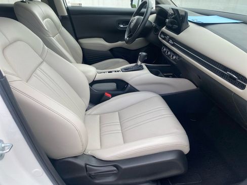 Certified 2023 Honda HR-V EX-L image 32