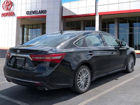 Used 2016 Toyota Avalon Limited FWD image 7