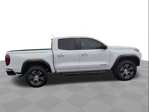 Certified 2025 GMC Canyon AT4 w/ AT4 Premium Package image 8