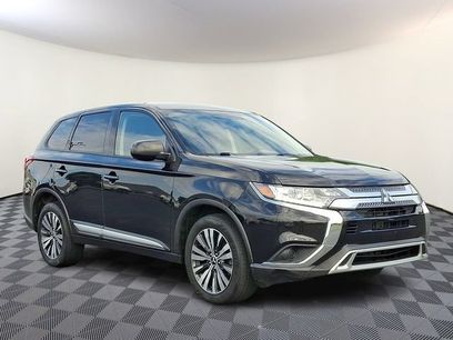 Used 2020 Mitsubishi Outlander ES