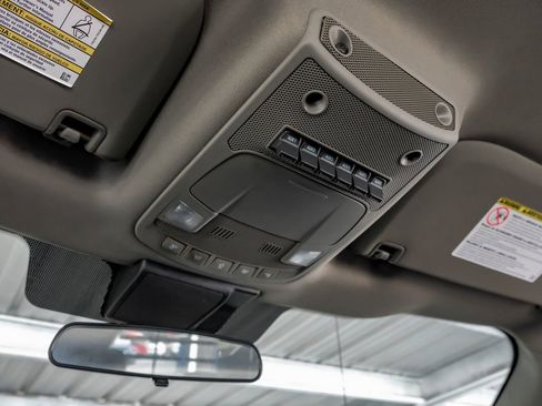 Used 2021 Ford F550 4x4 Crew Cab Super Duty w/ Power Equipment Group image 19