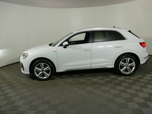 Used 2023 Audi Q3 2.0T Premium Plus w/ Premium Plus Package AWD/4WD image 6