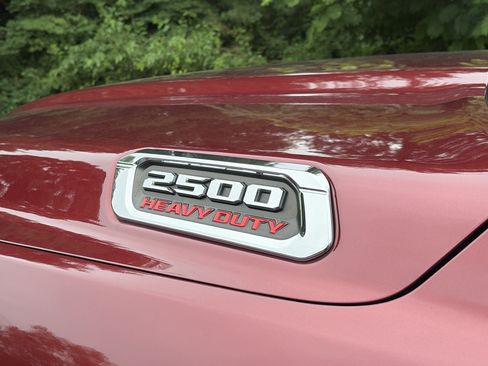 Used 2022 RAM 2500 Limited AWD/4WD image 11