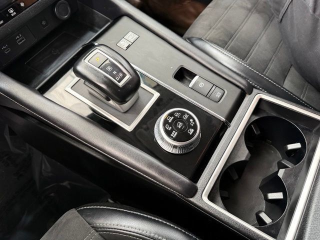 Used 2024 Mitsubishi Outlander SE AWD/4WD image 41