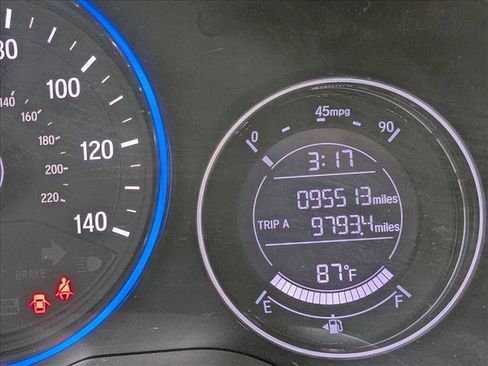 Used 2021 Honda HR-V LX image 10