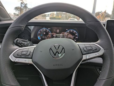 New 2026 Volkswagen Tiguan SE R-Line image 31