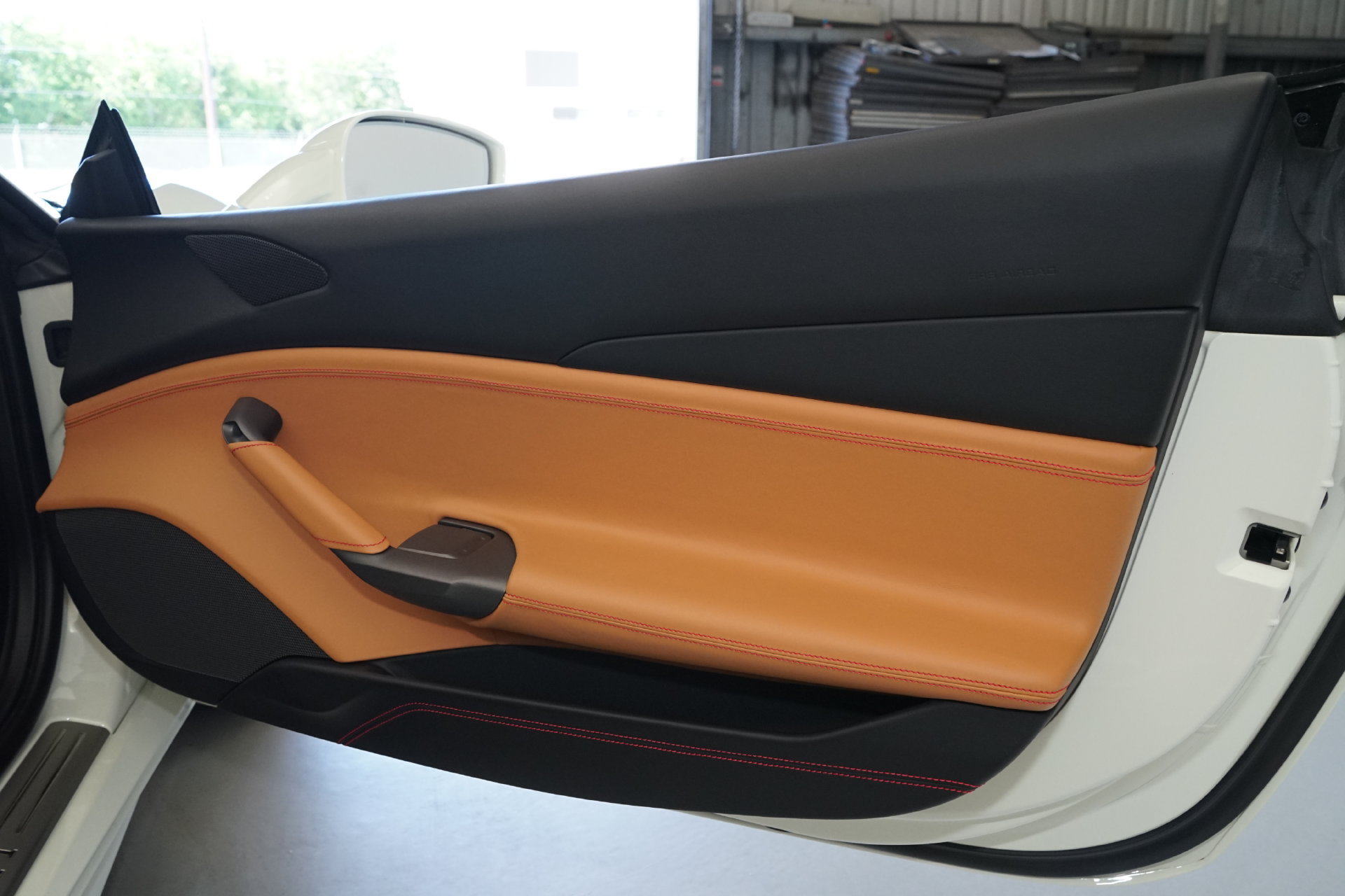 Used 2018 Ferrari 488 Spider RWD image 20