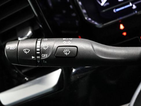 Used 2024 GMC Sierra 1500 SLE image 35