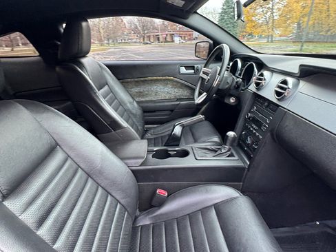 Used 2008 Ford Mustang GT image 33