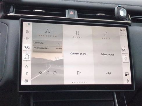 Used 2026 Land Rover Range Rover Velar Dynamic SE image 13