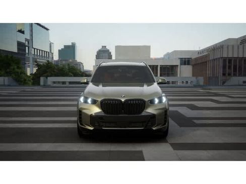 New 2026 BMW X5 xDrive50e w/ M Sport Package image 3