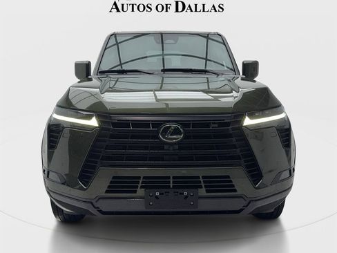 Used 2024 Lexus GX 550 w/ Cold Area Package AWD/4WD image 3