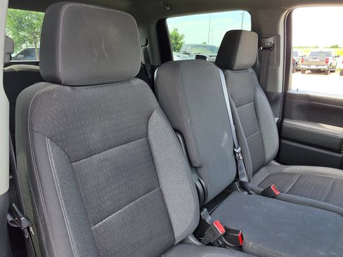 Used 2023 Chevrolet Silverado 2500 LT AWD/4WD image 17