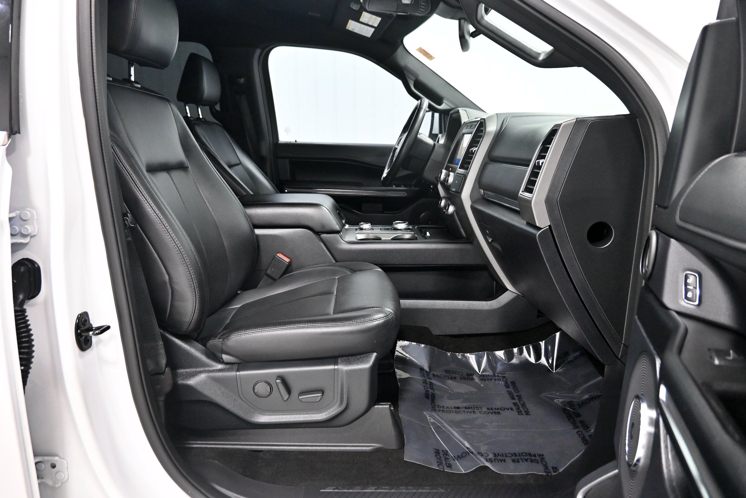 Used 2021 Ford Expedition XLT AWD/4WD image 27