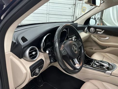 Used 2018 Mercedes-Benz GLC 350e 4MATIC image 13