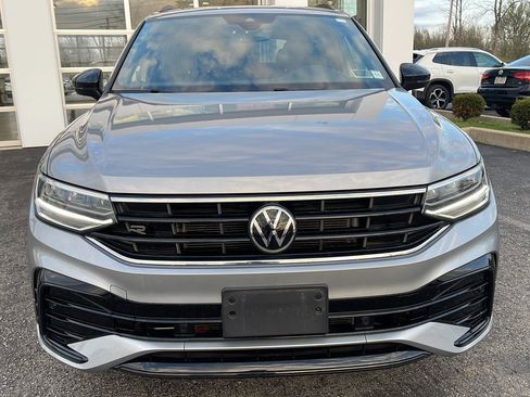 Used 2023 Volkswagen Tiguan SE R-Line FWD image 2