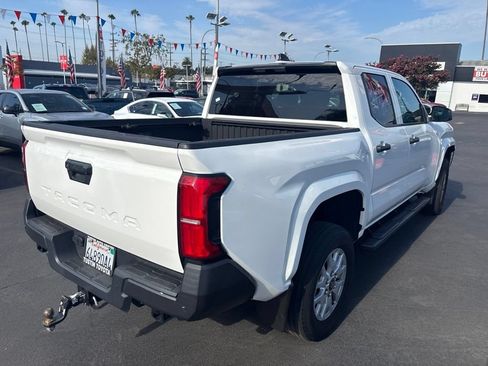 Used 2024 Toyota Tacoma SR w/ SR Upgrade Package RWD image 4