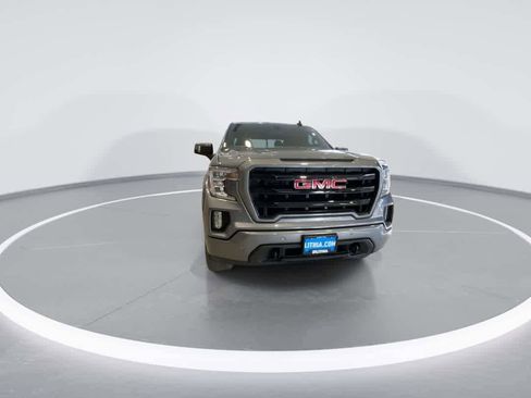 Used 2020 GMC Sierra 1500 Elevation w/ Elevation Value Package image 3