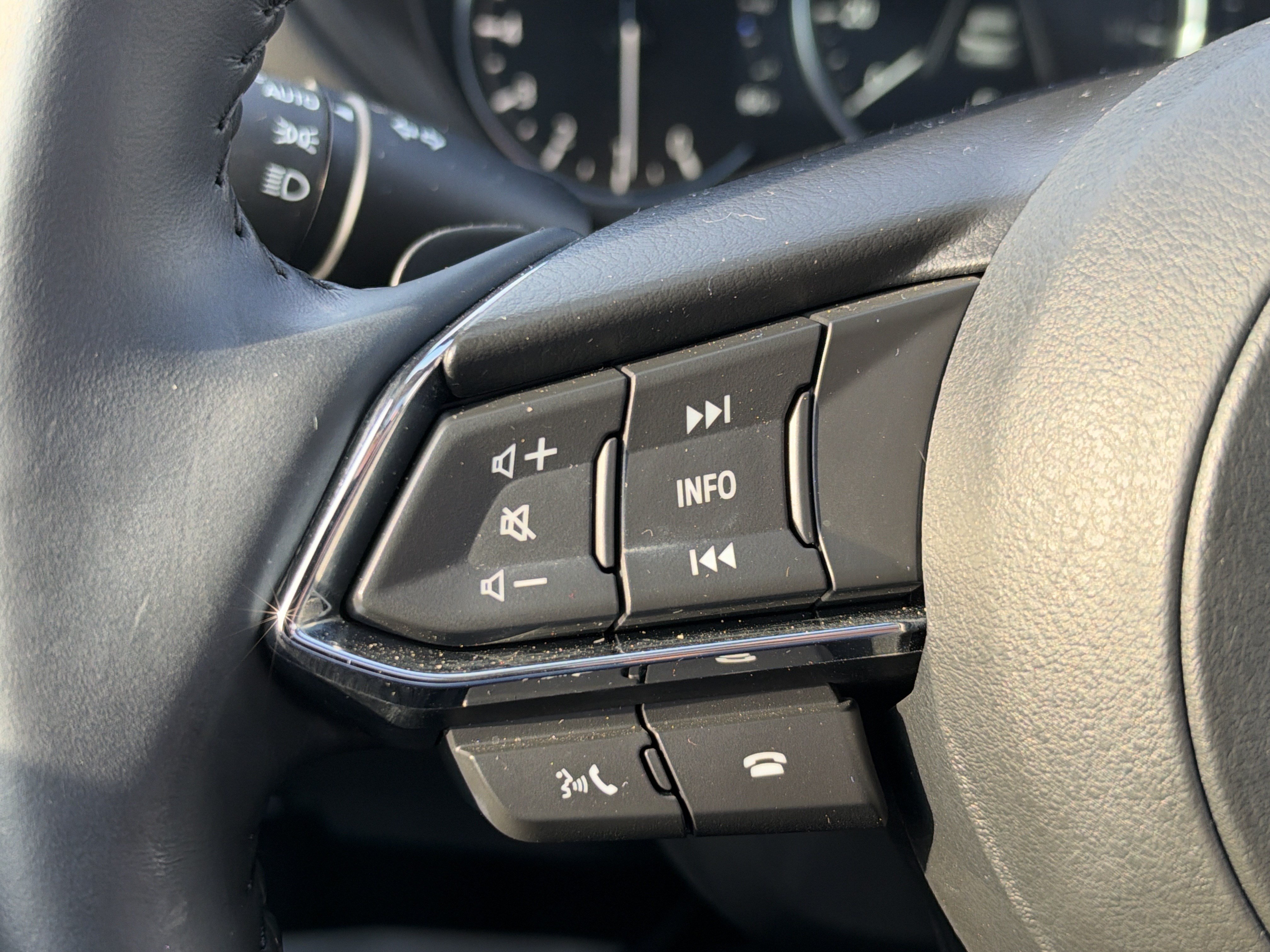 Used 2025 MAZDA CX-5 AWD 2.5 S w/ Premium Plus Pkg image 39