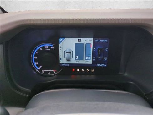 Used 2023 Ford Bronco Wildtrak image 11