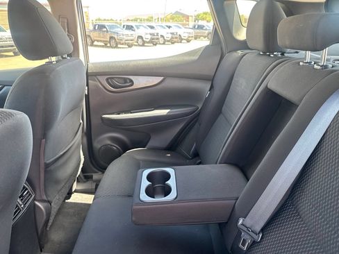 Used 2020 Nissan Rogue Sport S AWD/4WD image 36