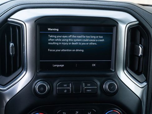 Used 2021 Chevrolet Silverado 1500 LT Trail Boss w/ Bed Protection Package image 32