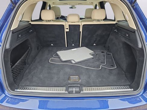 Used 2021 Mercedes-Benz GLC 300 4MATIC image 36