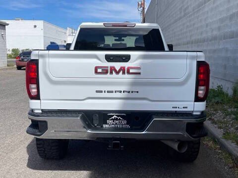 Used 2021 GMC Sierra 3500 SLE w/ Remote Start Package AWD/4WD image 5