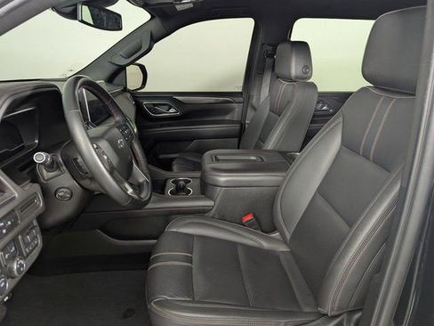 Used 2023 Chevrolet Suburban RST w/ Luxury Package image 10