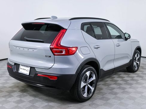 Certified 2026 Volvo XC40 B5 Plus AWD/4WD image 29