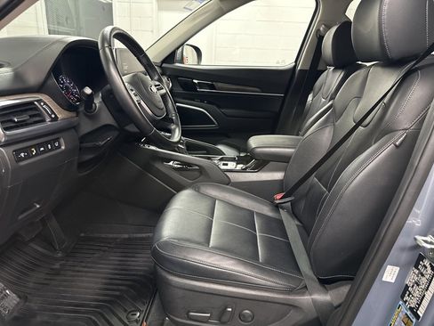 Used 2022 Kia Telluride EX w/ EX Premium Package image 20