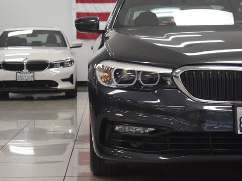 Used 2018 BMW 540i RWD image 11