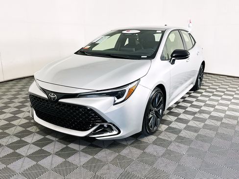 Certified 2026 Toyota Corolla XSE FWD image 7