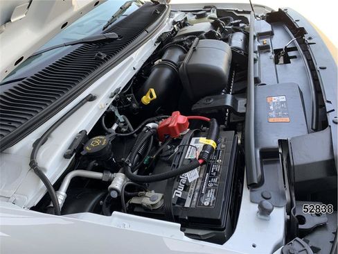 Used 2023 Ford E-350 and Econoline 350 Super Duty w/ Power Windows & Locks Group RWD image 20