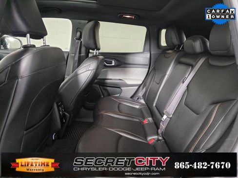 Used 2024 Jeep Compass Latitude w/ Sun and Sound Group image 26