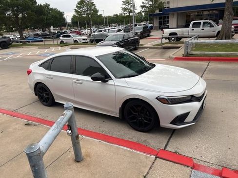 Used 2022 Honda Civic Sport image 4