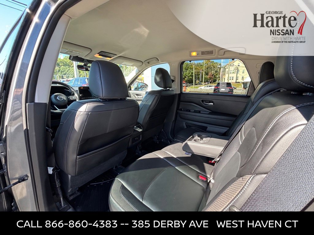 Certified 2024 Nissan Pathfinder SL w/ Cargo Package AWD/4WD image 21