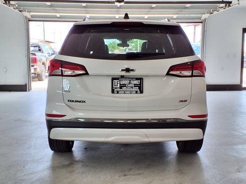 Used 2022 Chevrolet Equinox RS FWD image 16