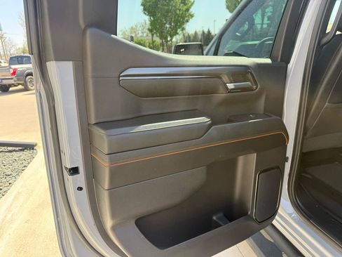 Used 2024 GMC Sierra 1500 AT4 AWD/4WD image 13